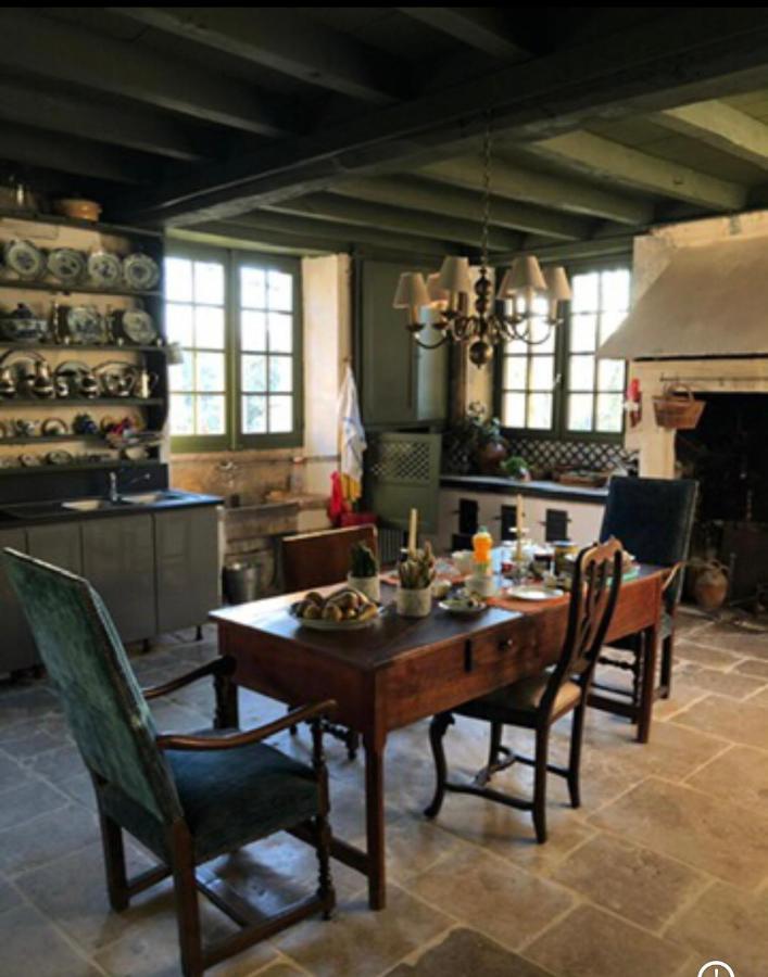 Chambres D'Hotes Le Clos De Bonneval Saint-Jean-de-Thouars Esterno foto